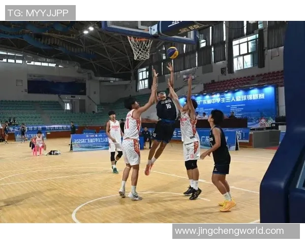 广东与湖北的篮球对决谁能称霸球场成为真正的球王